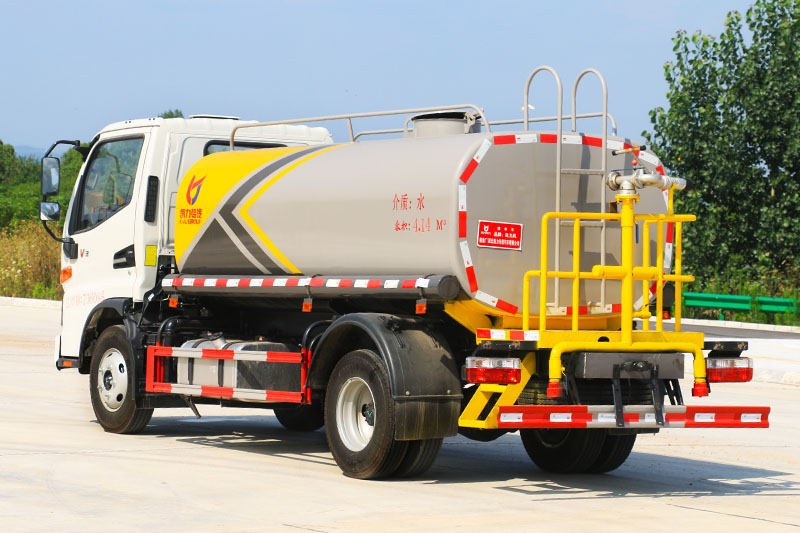 江淮JAC骏铃V3洒水車(chē)(5方)