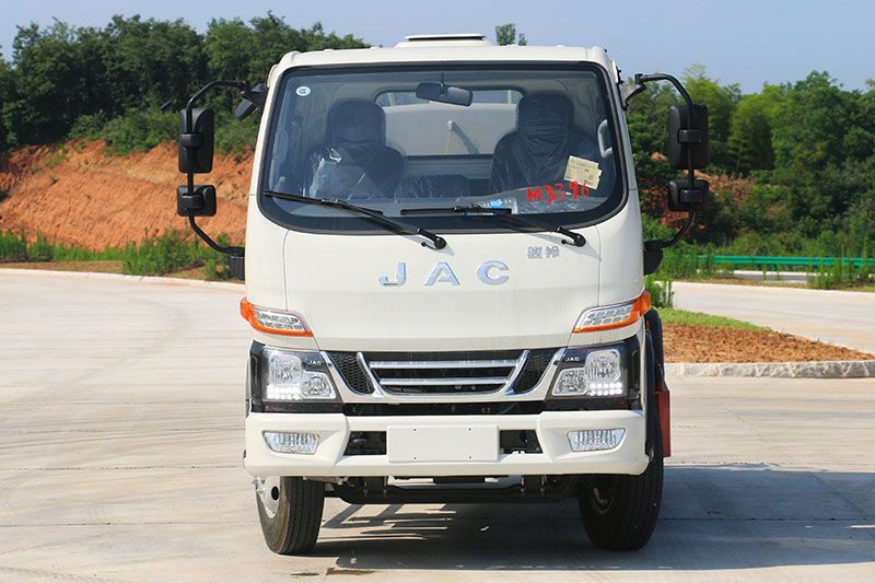 江淮JAC骏铃V3洒水車(chē)(5方)