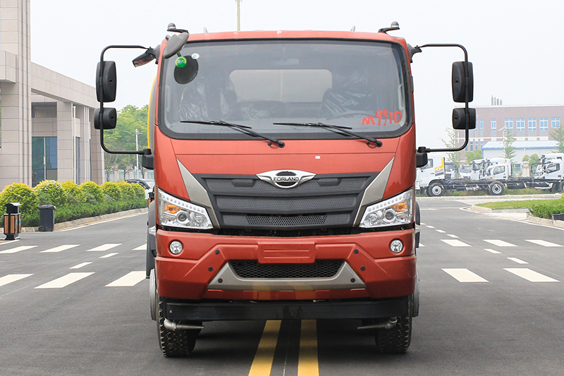 福田时代领航ES5洒水車(chē)(小(xiǎo)三轴)(20方(选装30米雾炮)