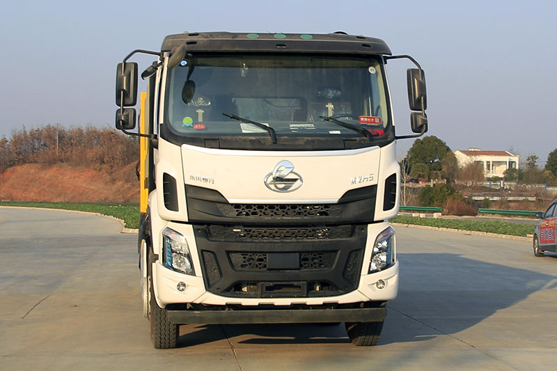 柳汽前四后八压缩垃圾車(chē)(25方)