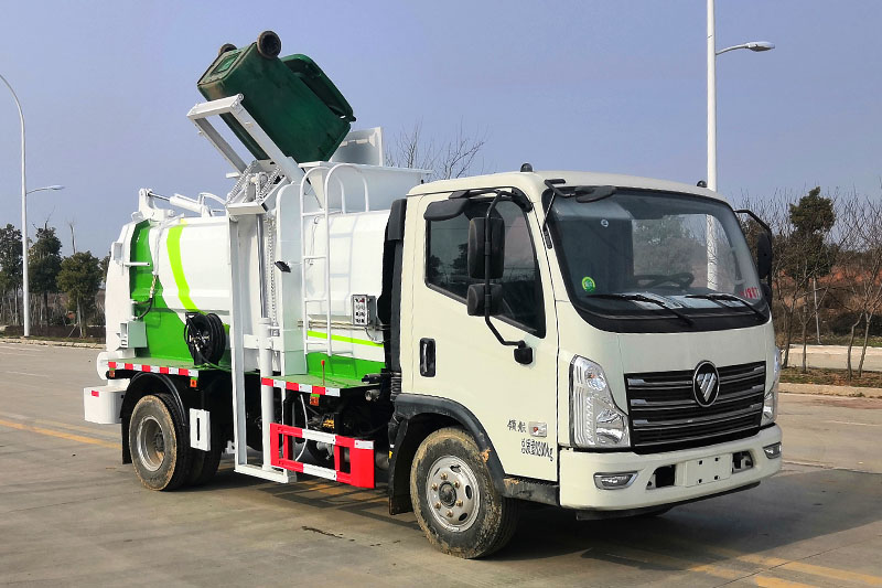 福田领航餐厨垃圾車(chē)(厢式)(8方)