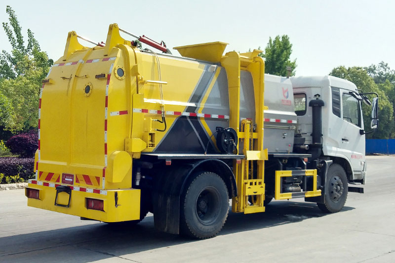 东风天锦餐厨垃圾車(chē)(厢式)(9.5方)