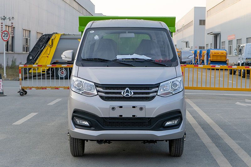 長(cháng)安(后双轮)无泄漏后装挂桶垃圾車(chē)(4方)