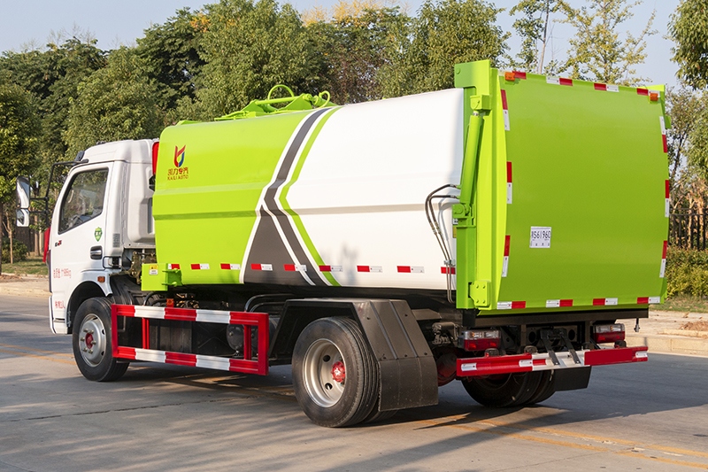 东风大多(duō)利卡侧装压缩垃圾車(chē)(10方)