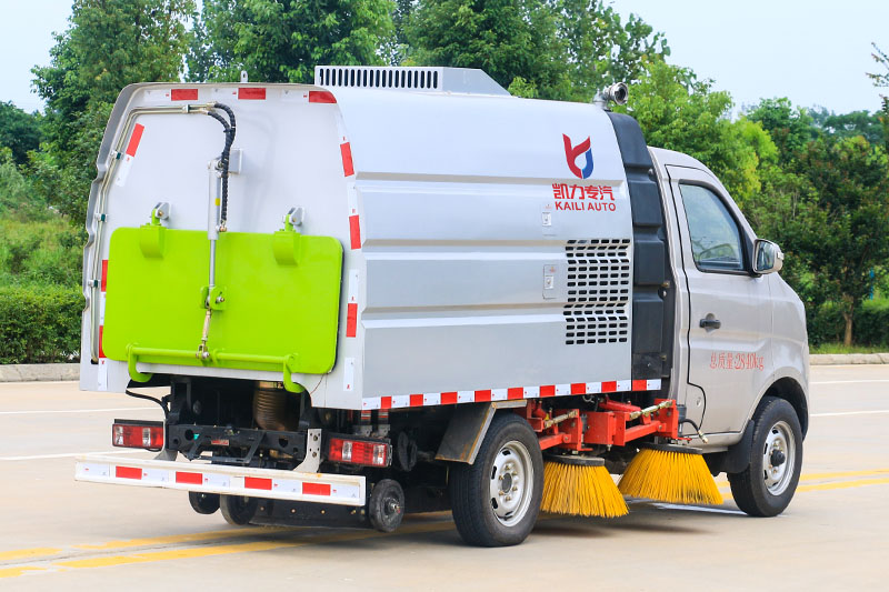 長(cháng)安扫路車(chē)(0.5水1.5尘)