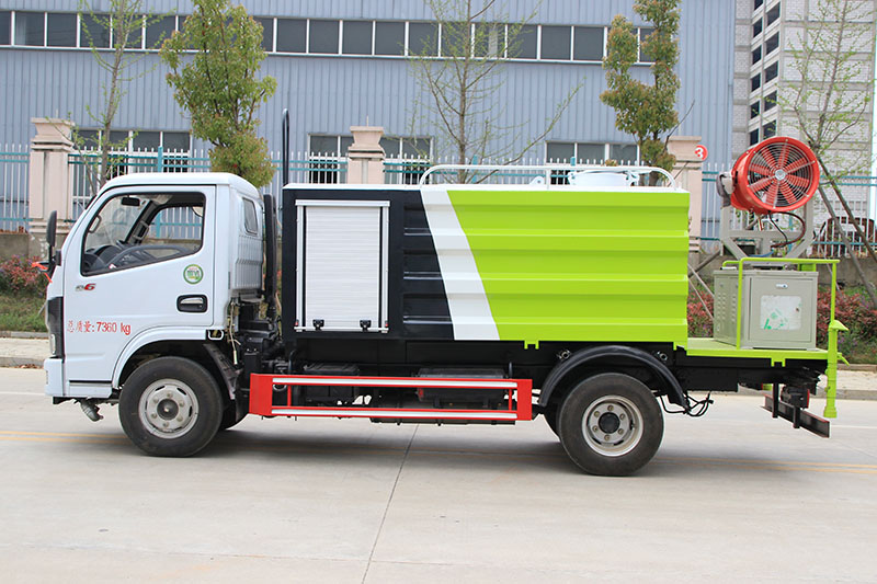 东风小(xiǎo)多(duō)利卡抑尘車(chē)(4.5方 蓝牌)(30~40米雾炮)