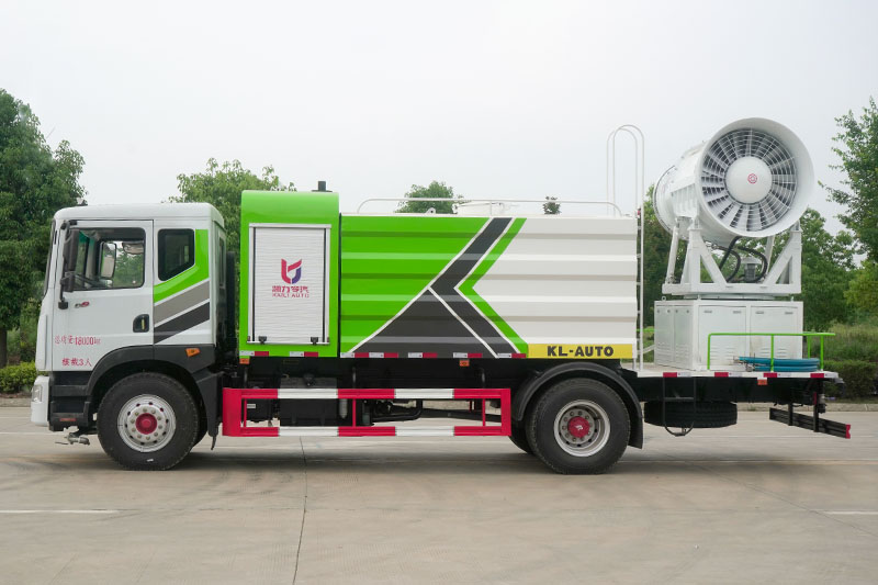 东风D9抑尘車(chē)(方罐)(11.5方)(30~100米雾炮)