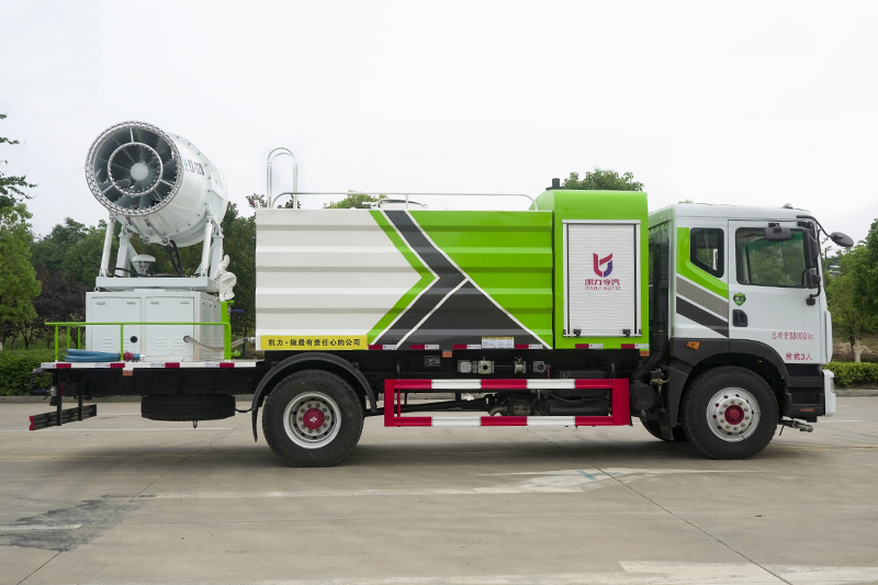 东风D9抑尘車(chē)(方罐)(11.5方)(30~100米雾炮)